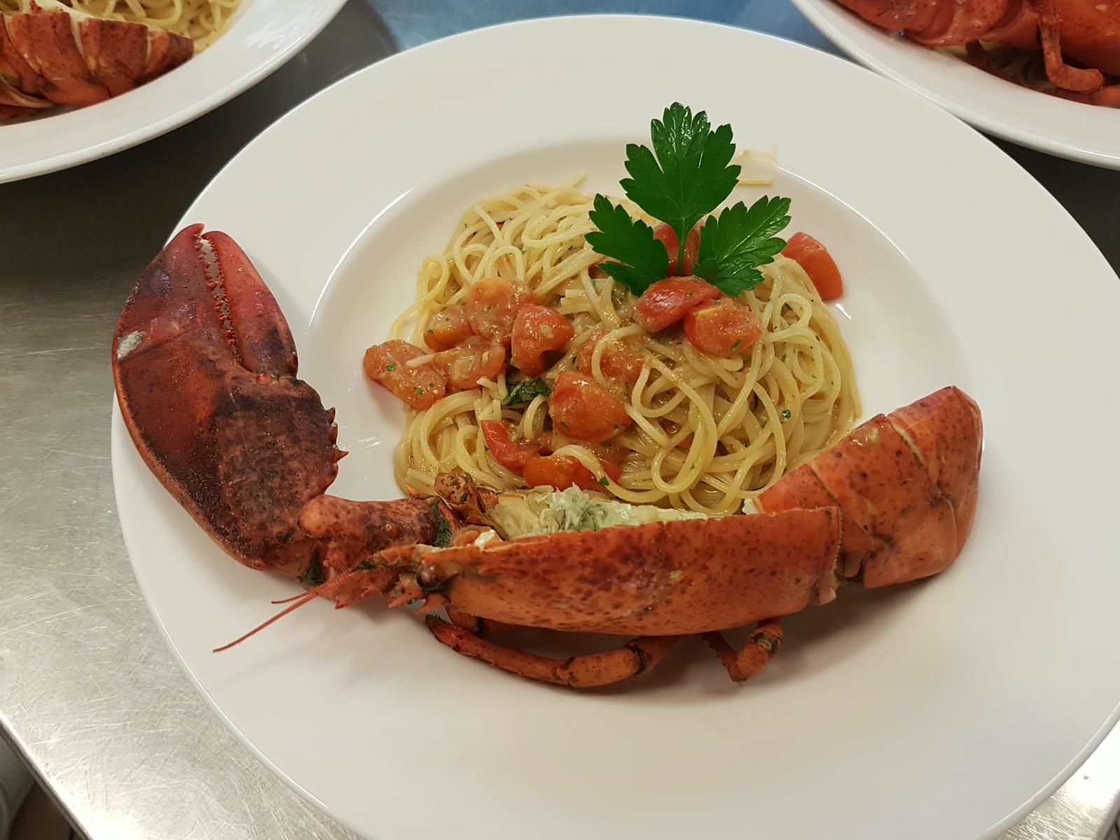 Spaghetti with lobster.